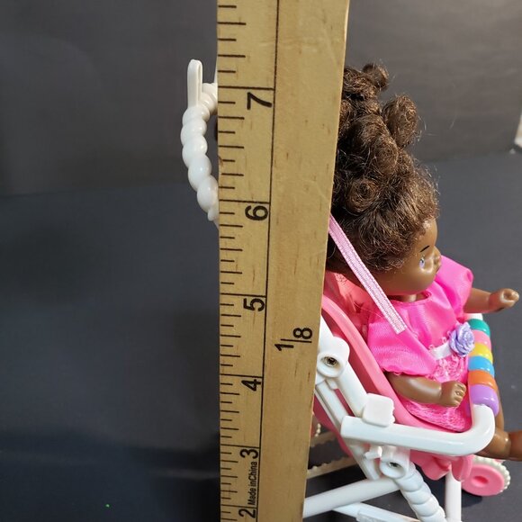 Vintage 90s Barbie Strollin Fun Baby Kelly Doll in Stroller African American - Picture 3 of 8